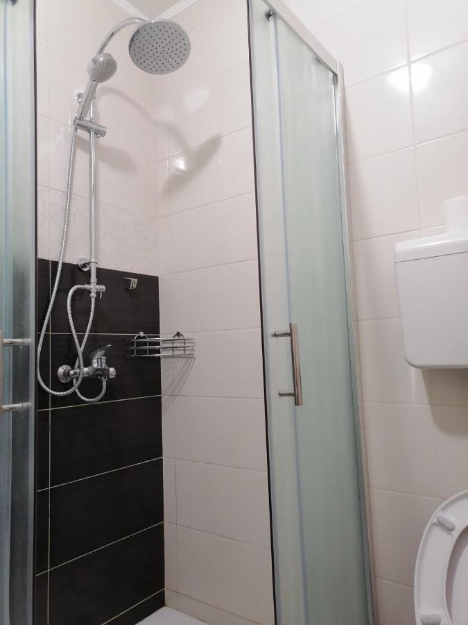 Paris Apartment -Free Private Parking Нови-Сад Экстерьер фото