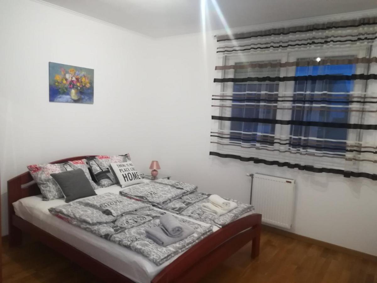 Paris Apartment -Free Private Parking Нови-Сад Экстерьер фото